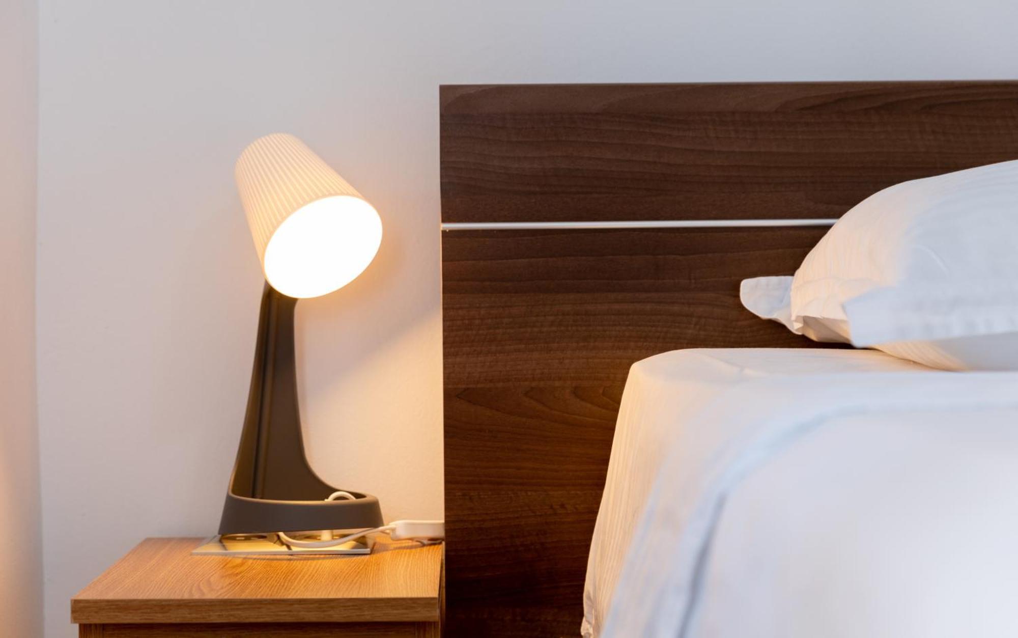 Obor Central Oasis --Secured Parking Nearby --Self Check-In-- 1Min Metro Station Bucureşti Ngoại thất bức ảnh