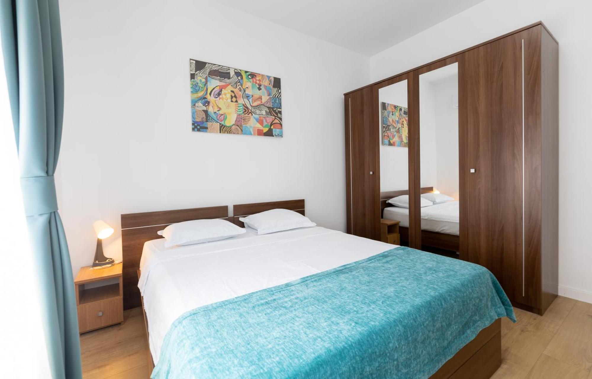 Obor Central Oasis --Secured Parking Nearby --Self Check-In-- 1Min Metro Station Bucureşti Ngoại thất bức ảnh